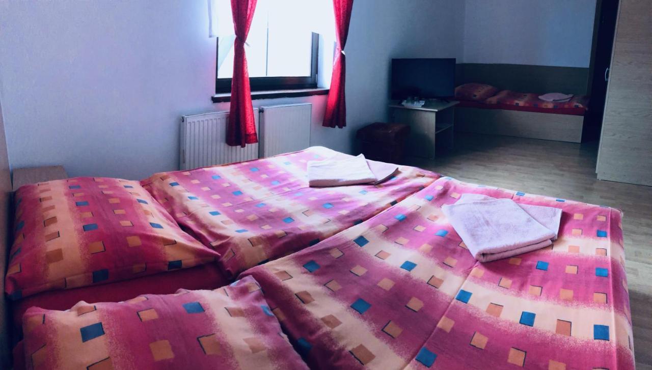 Penzion Pramen Liptovske Sliace Экстерьер фото
