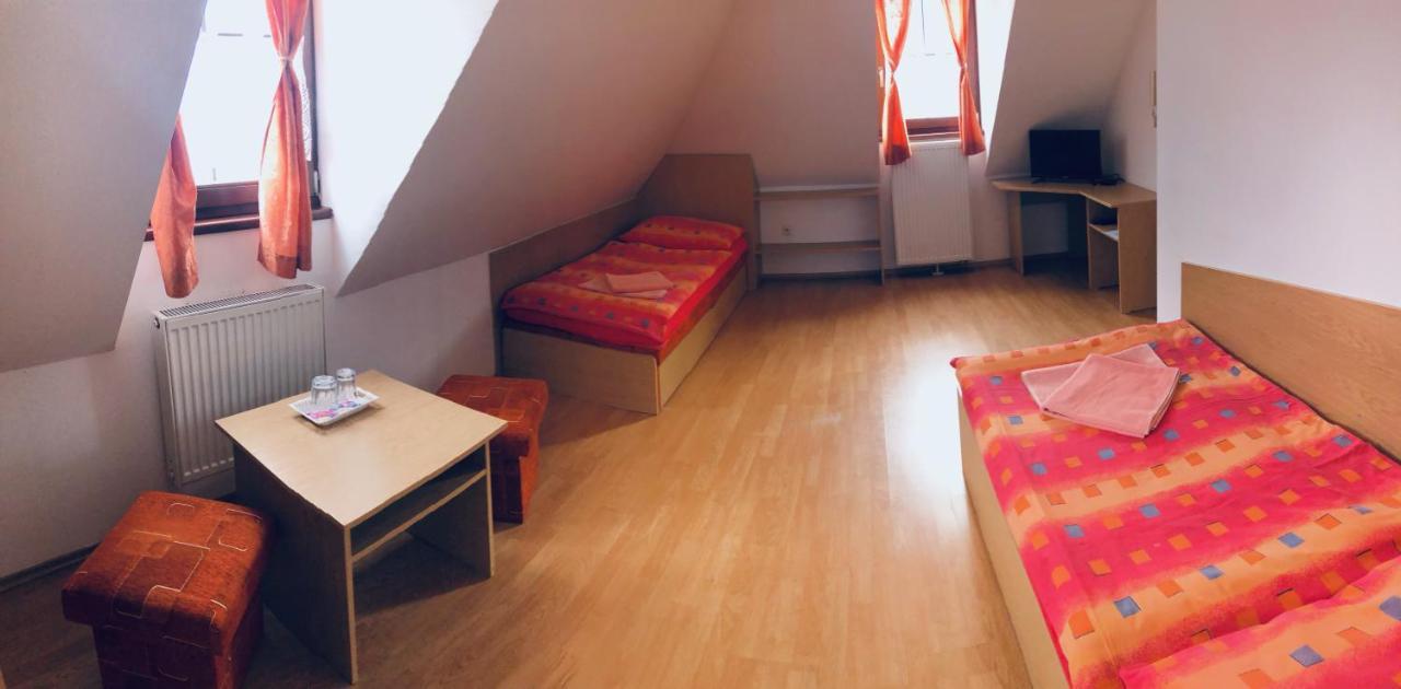 Penzion Pramen Liptovske Sliace Экстерьер фото